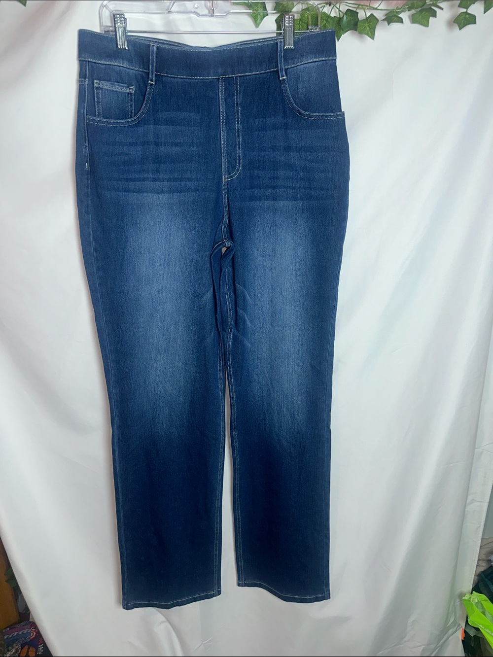 HALARA Women's Boot Cut Jeans in Dark Blue Wash